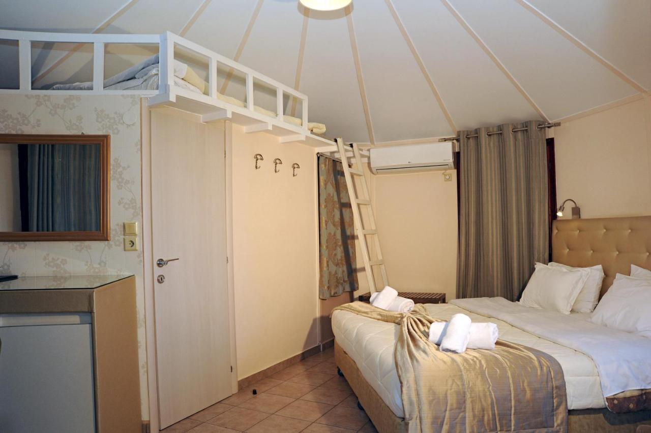 Chrissa Camping Rooms & Bungalows Дельфы Экстерьер фото