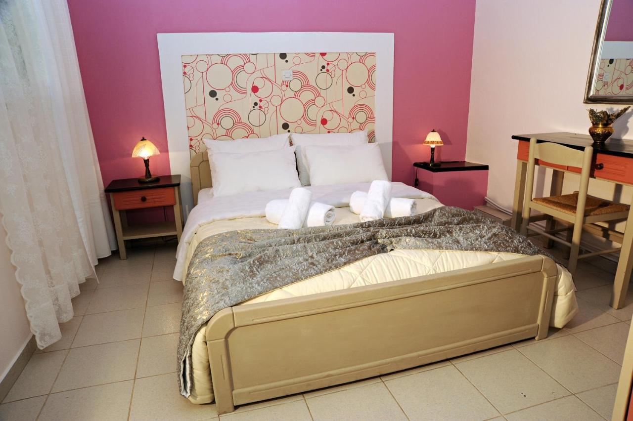 Chrissa Camping Rooms & Bungalows Дельфы Экстерьер фото
