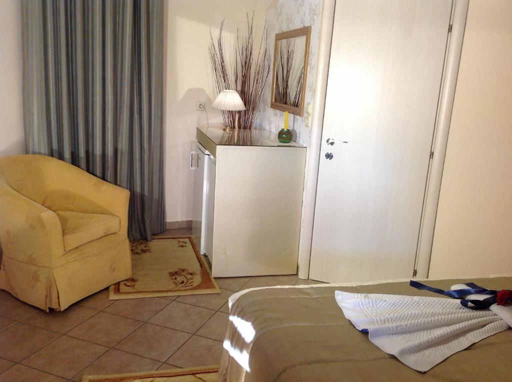 Chrissa Camping Rooms & Bungalows Дельфы Номер фото